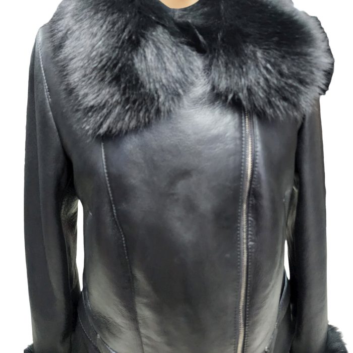 Petra Women’s Shearling Coat With Removable Fox Fur Trim - Image 5