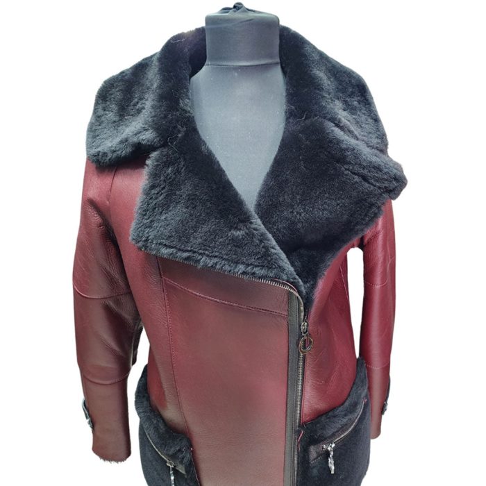 Samira’s burgundy shearling trench coat - Image 3
