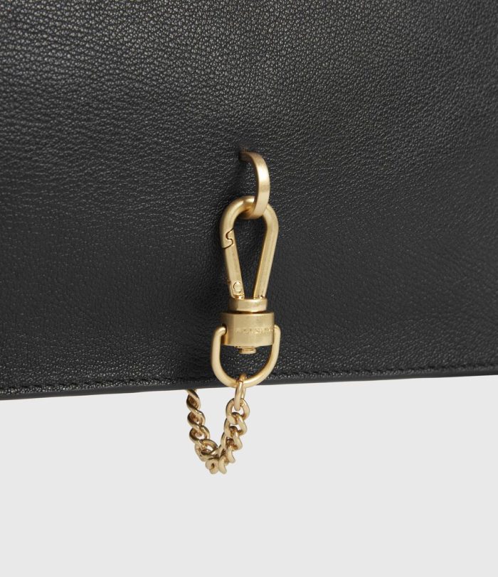 Sheringham black leather shoulder bag for women - Image 4