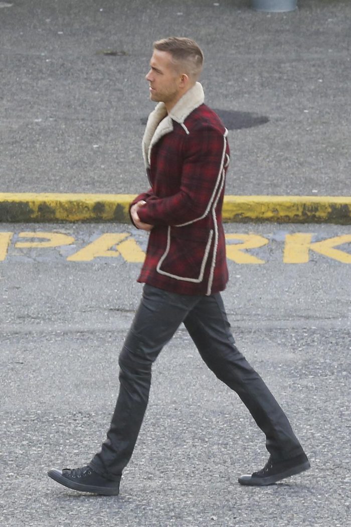 Ryan Reynold’s Red and Black  Checkered Jacket with Faux Shearling - Image 5